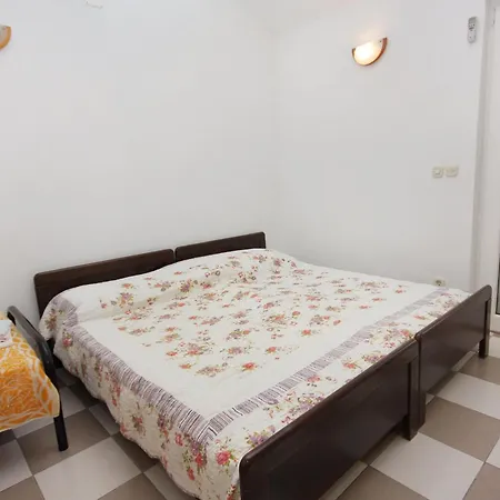 By The Sea Splitska, Brac - 5664 Appartement *