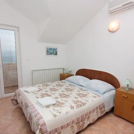 By The Sea Splitska, Brac - 5664 Appartement Splitska