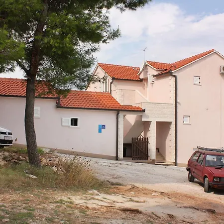 By The Sea Splitska, Brac - 5664 * 斯普利特卡
